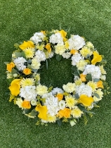 Yellow & White Loose Wreath